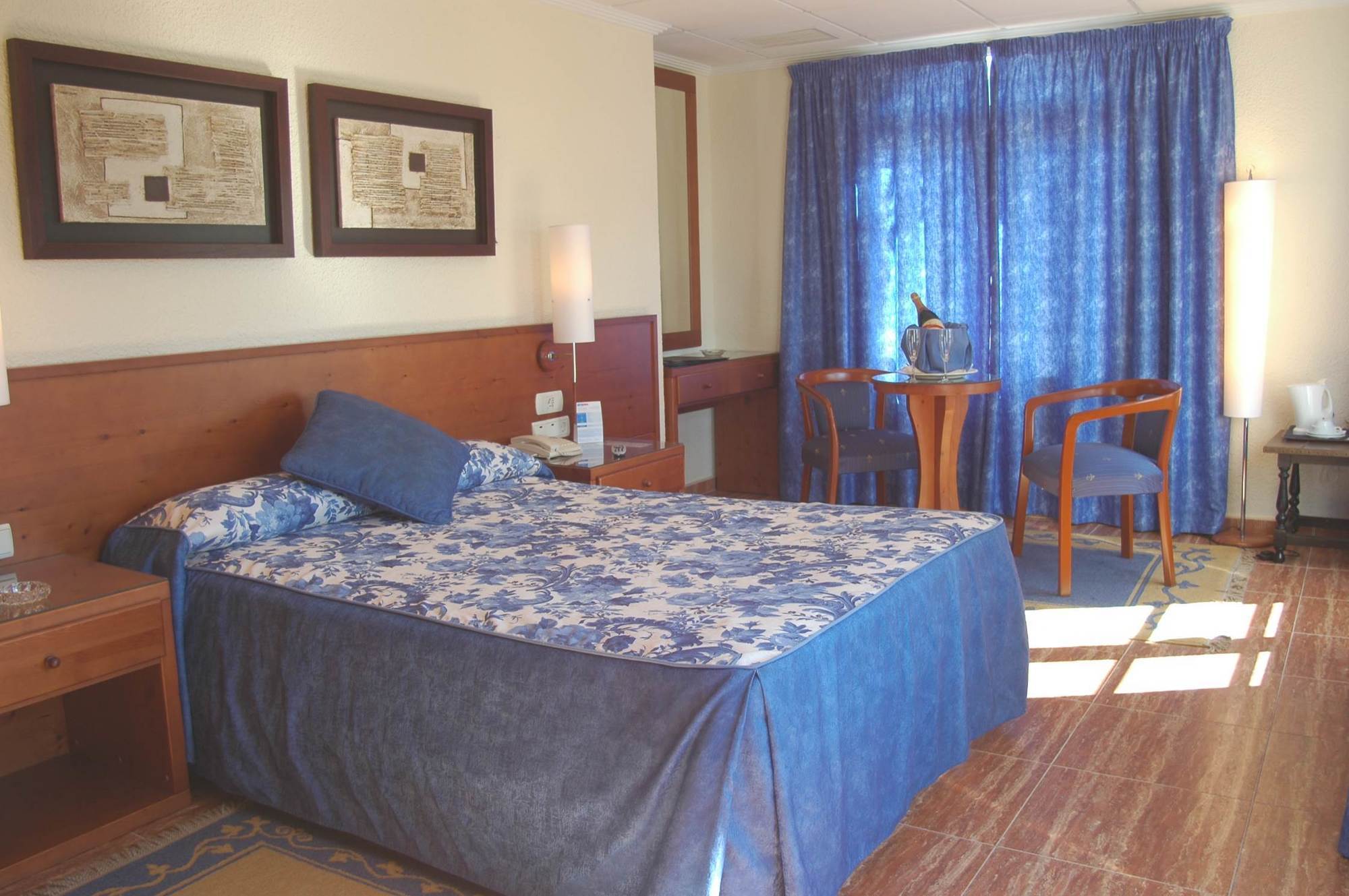 Hotel Masa International Torrevieja Quarto foto
